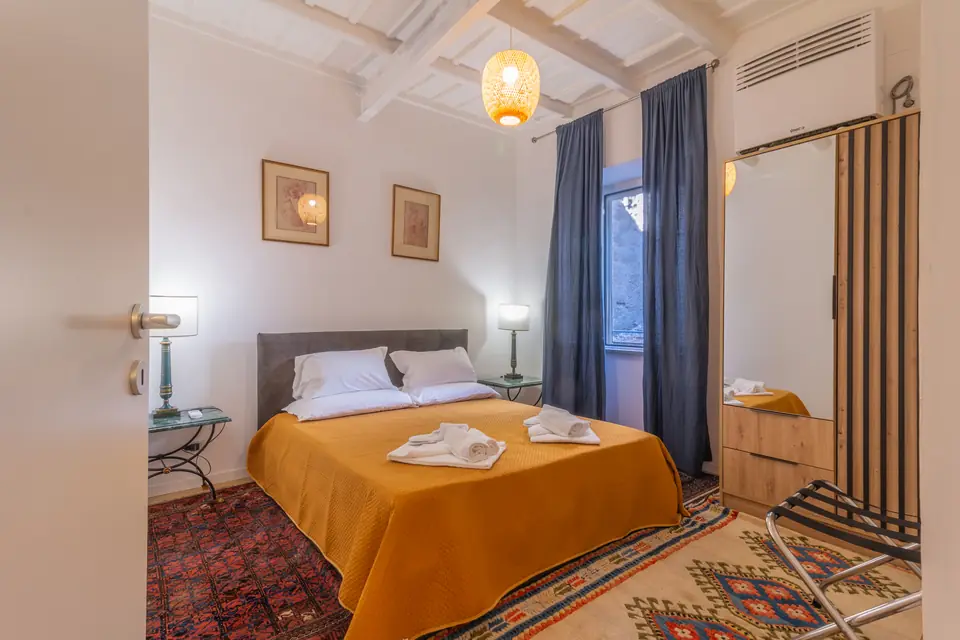 Camera con letto king size